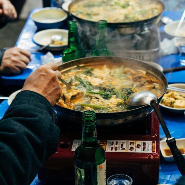 Comment déjeunent et dînent les Français: les particularités de la culture gastronomique dans les petites villes