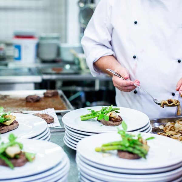 Les Fêtes Nationales Françaises et les Menus Spéciaux dans les Restaurants